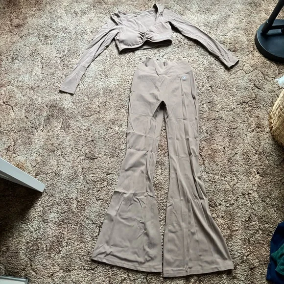 Allure the Brand Brown Flare Pants & matching top both size M - Picture 7 of 10